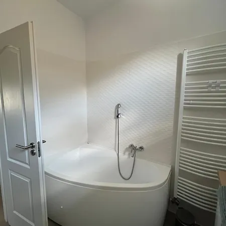 Adelina Σπίτι διακοπών Nyirad